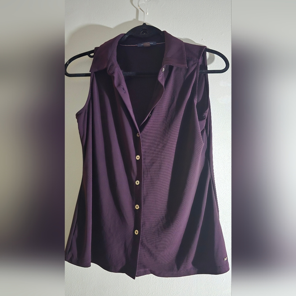 Tommy Hilfiger Maroon Button Down Shirt
